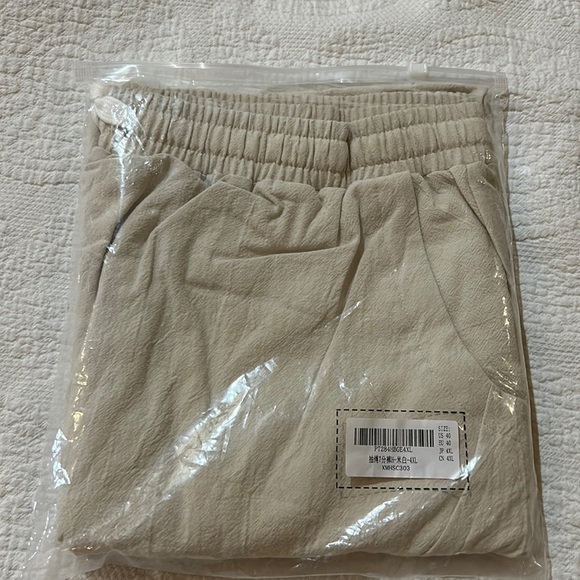 Shorts Long New. Size 40 tagged - Picture 1 of 10